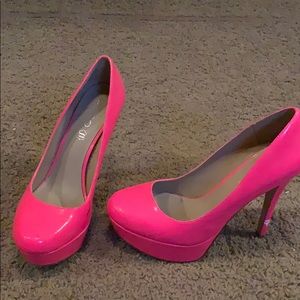 Hot pink Aldo heels
